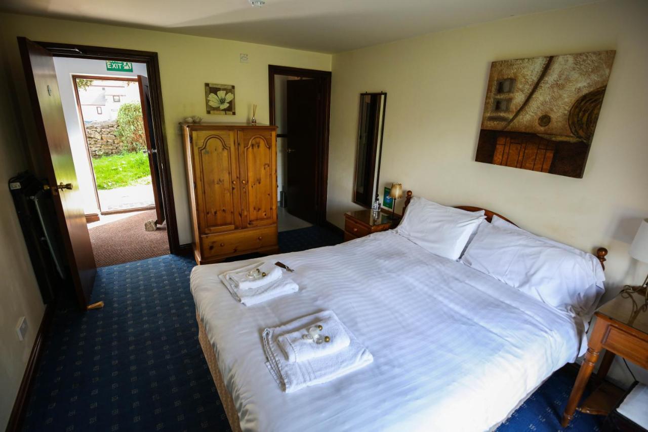 Oyo Ye Olde Bowling Green Inn (Adults Only) Bradwell  Εξωτερικό φωτογραφία